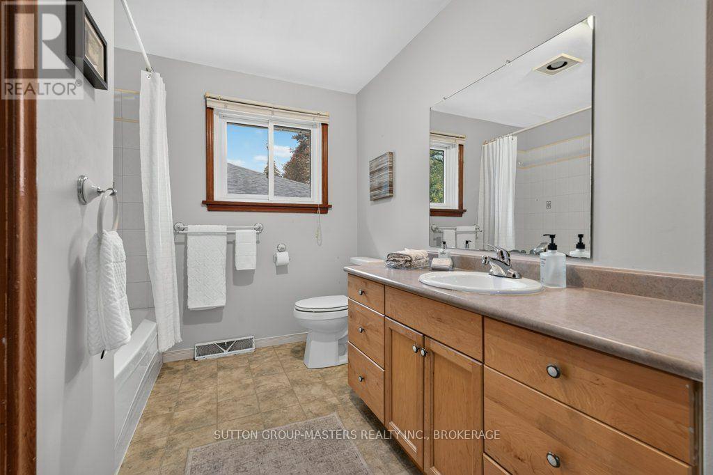 14 Quinte Avenue Property Photo 15