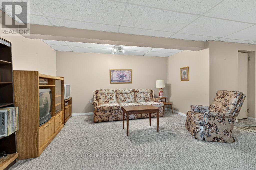 14 Quinte Avenue Property Photo 17
