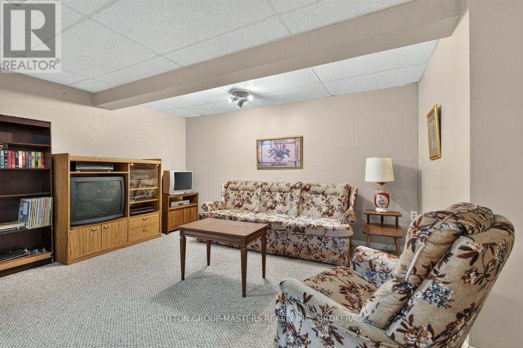 14 Quinte Avenue Property Photo 18