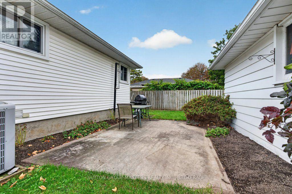 14 Quinte Avenue Property Photo 25