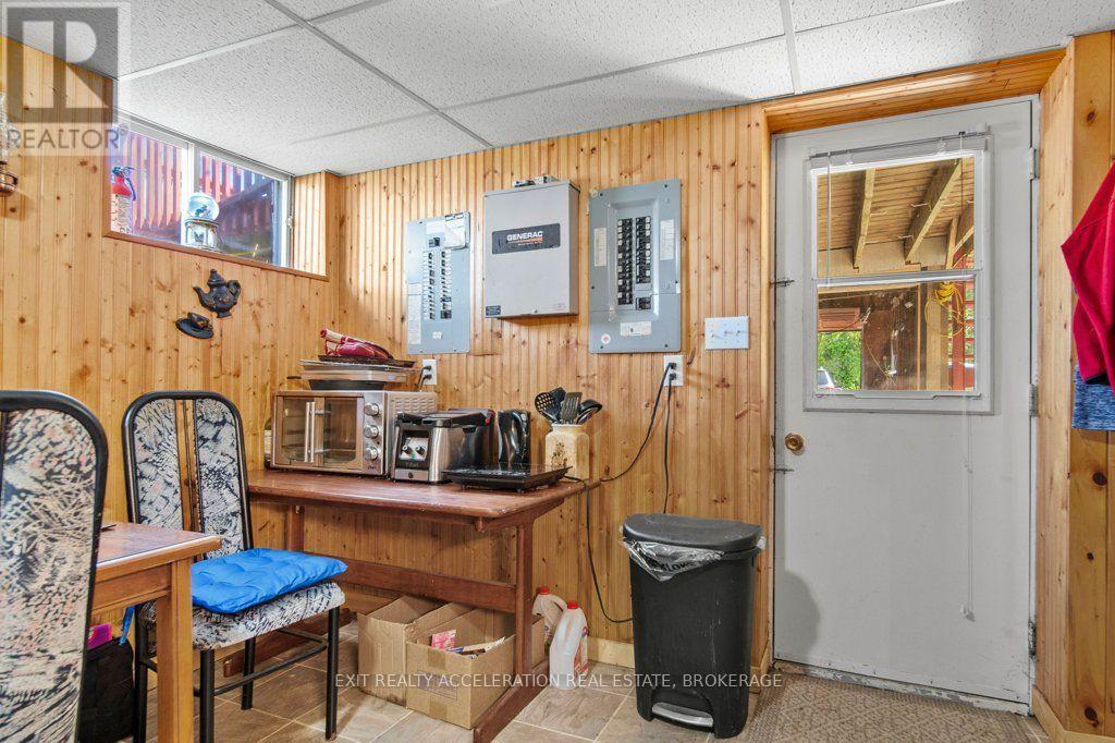 26 Oak Lane Property Photo 18