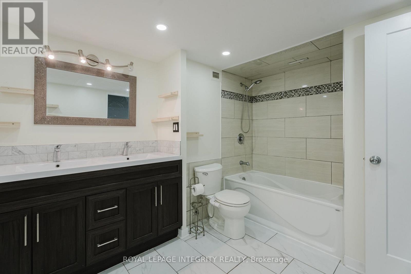 212 - 2650 Southvale Crescent Property Photo 21
