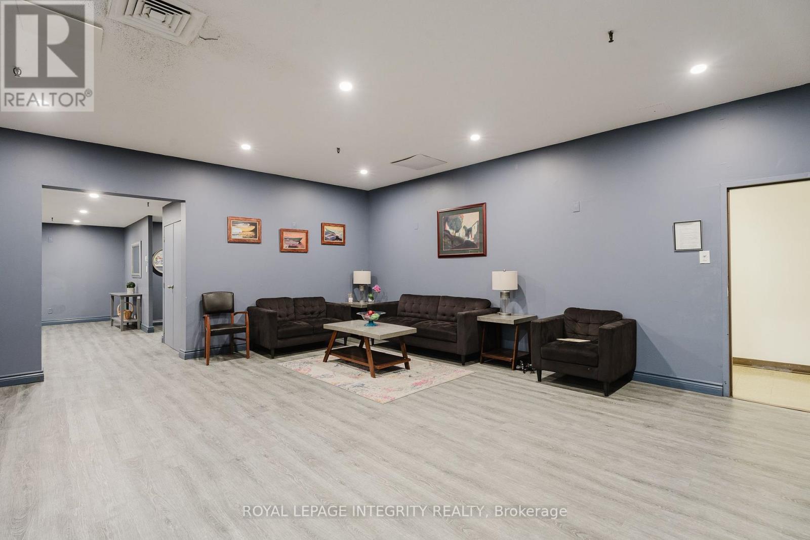 212 - 2650 Southvale Crescent Property Photo 28