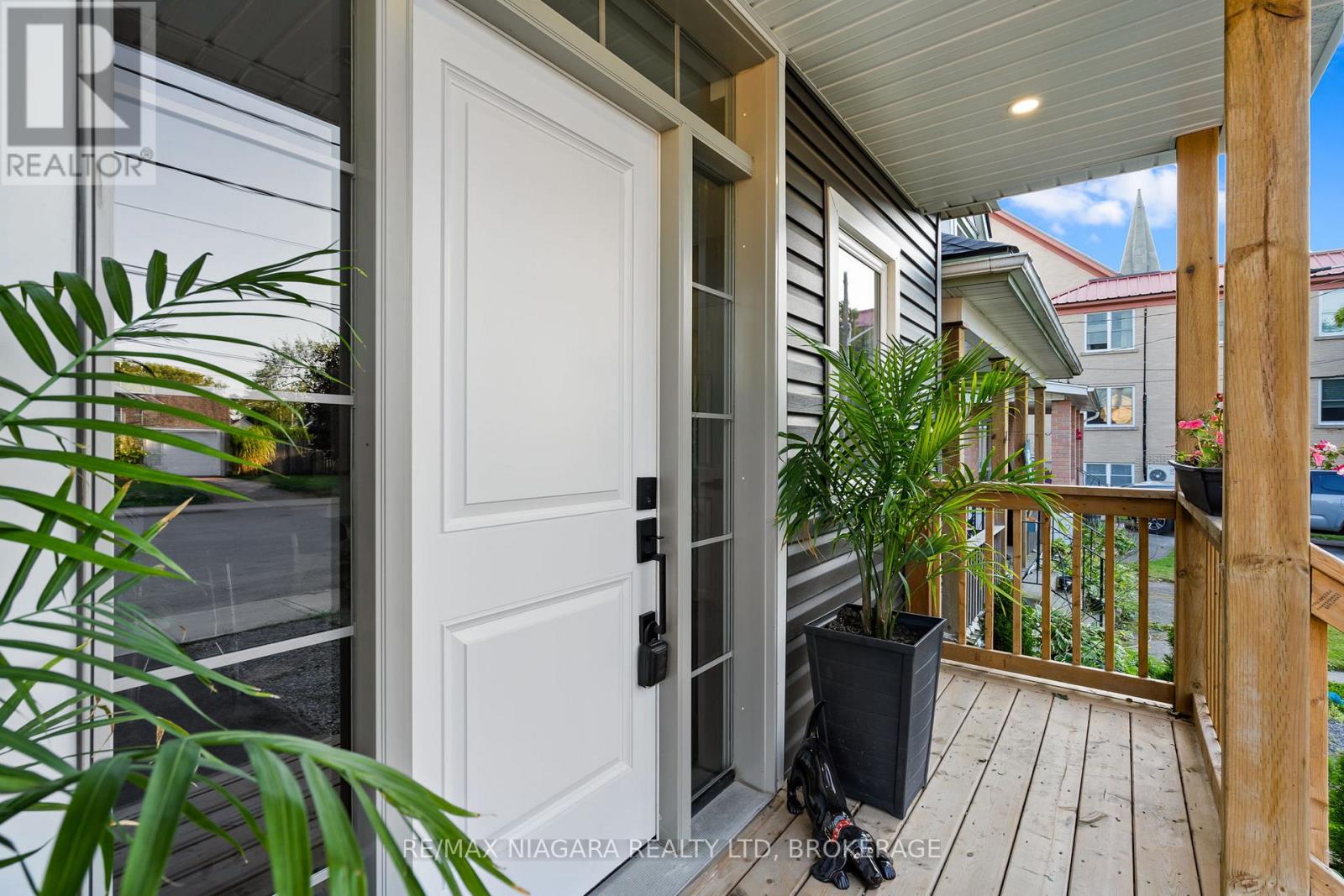 5 CADY STREET