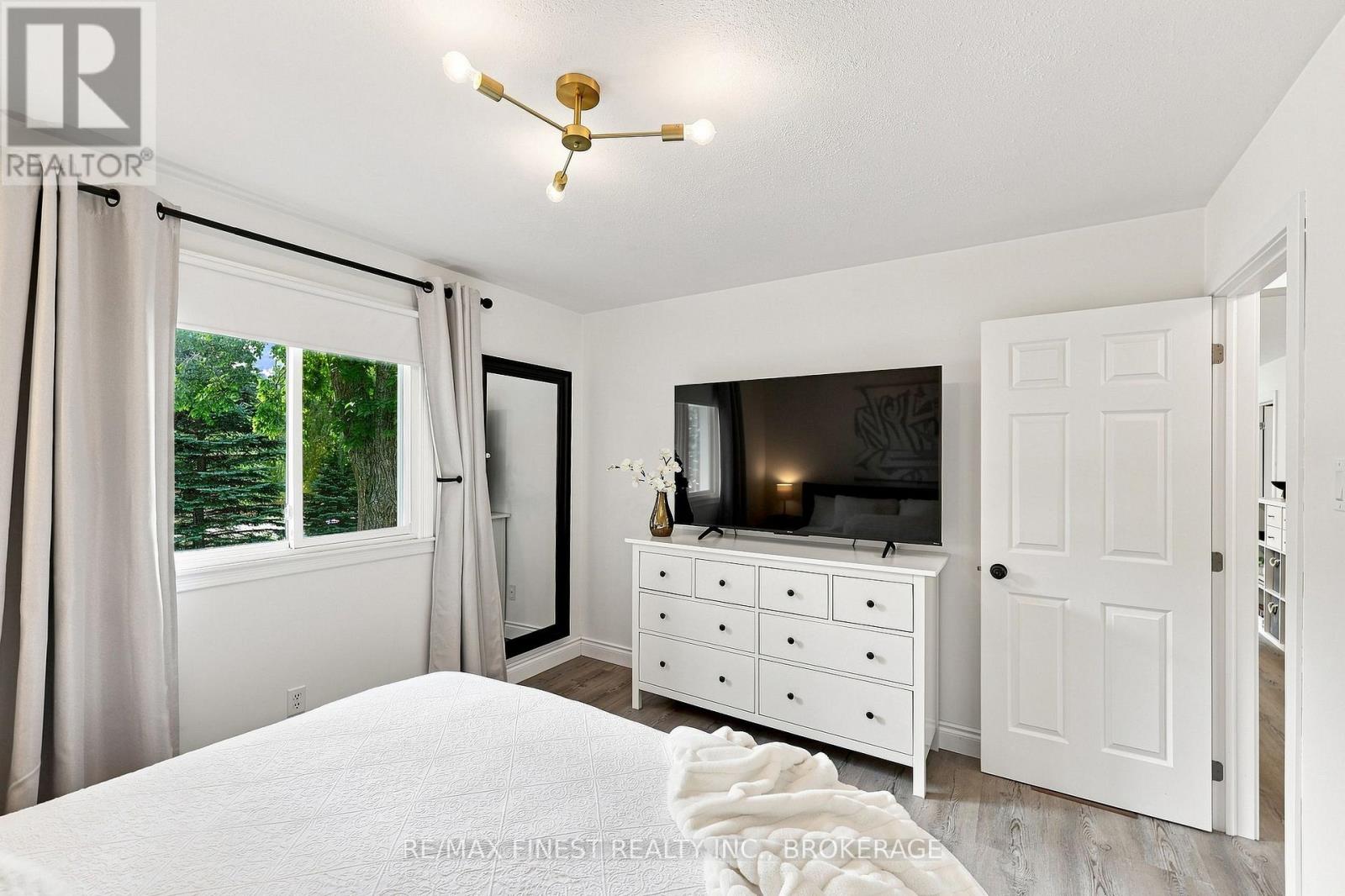3420 Round Lake Road Property Photo 20