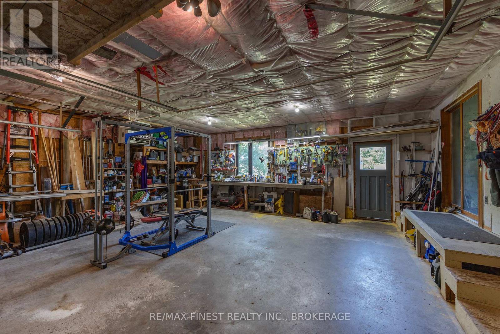 3420 Round Lake Road Property Photo 34
