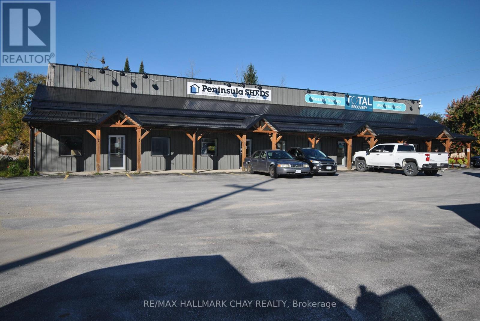 717950 Highway 6 Property Photo 1