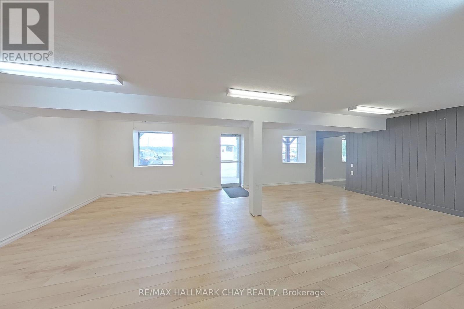 717950 Highway 6 Property Photo 17