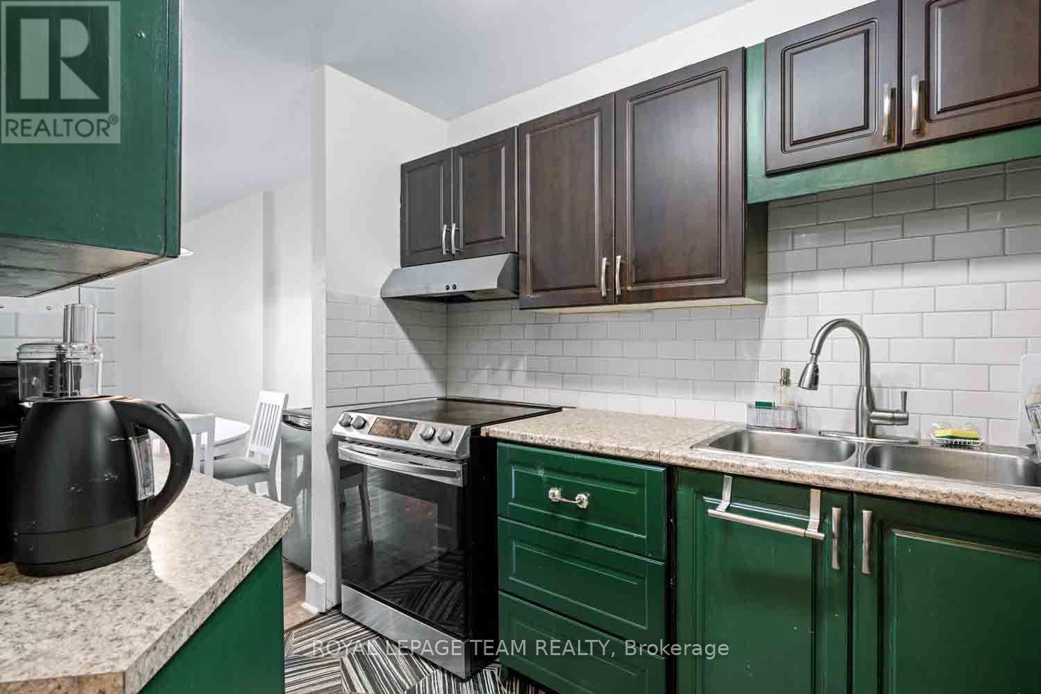 409 - 2000 Jasmine Crescent Property Photo 15