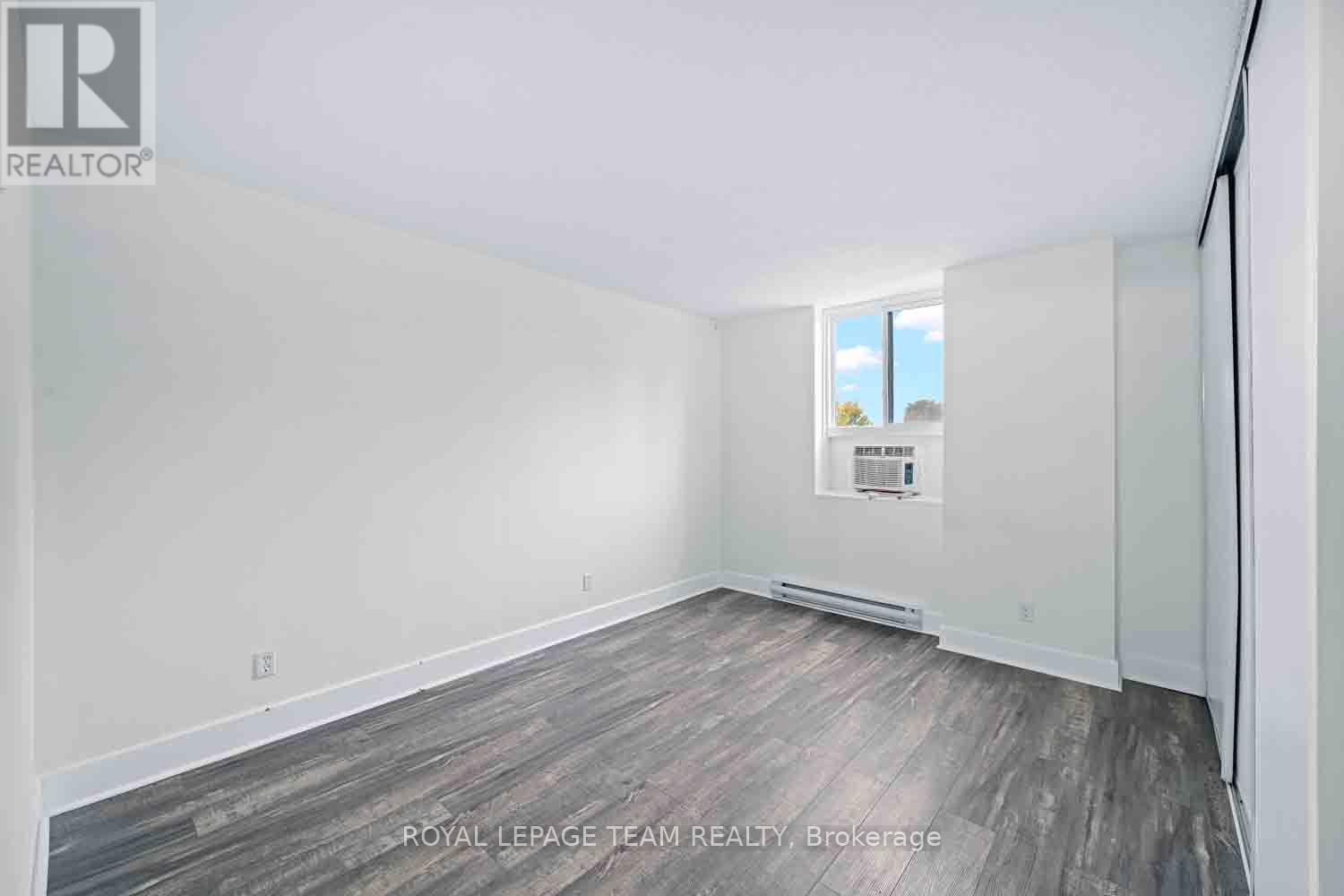 409 - 2000 Jasmine Crescent Property Photo 23