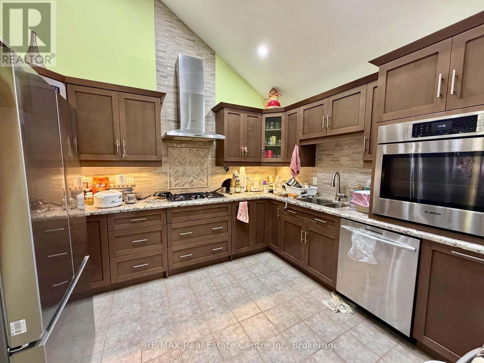 162 Clairfields Drive W Property Photo 8