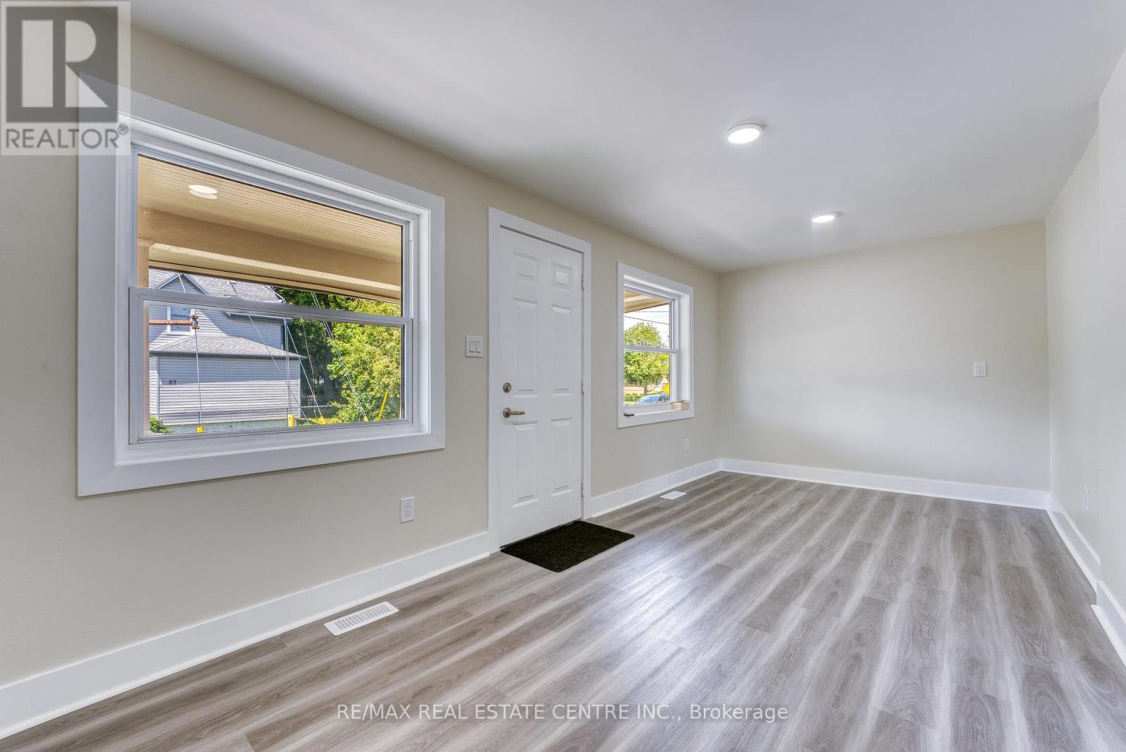 88 Lorne Avenue Property Photo 8
