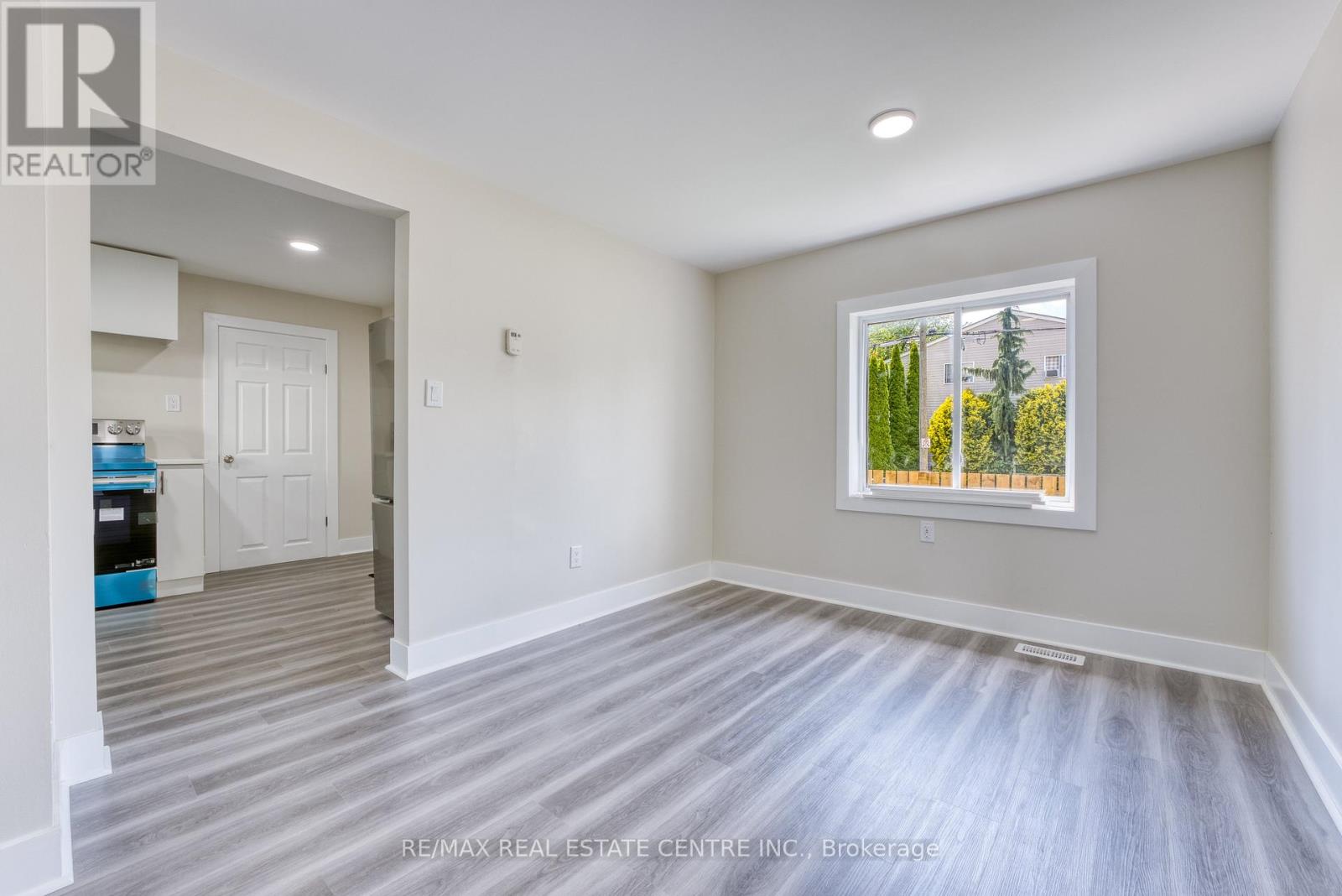 88 Lorne Avenue Property Photo 11
