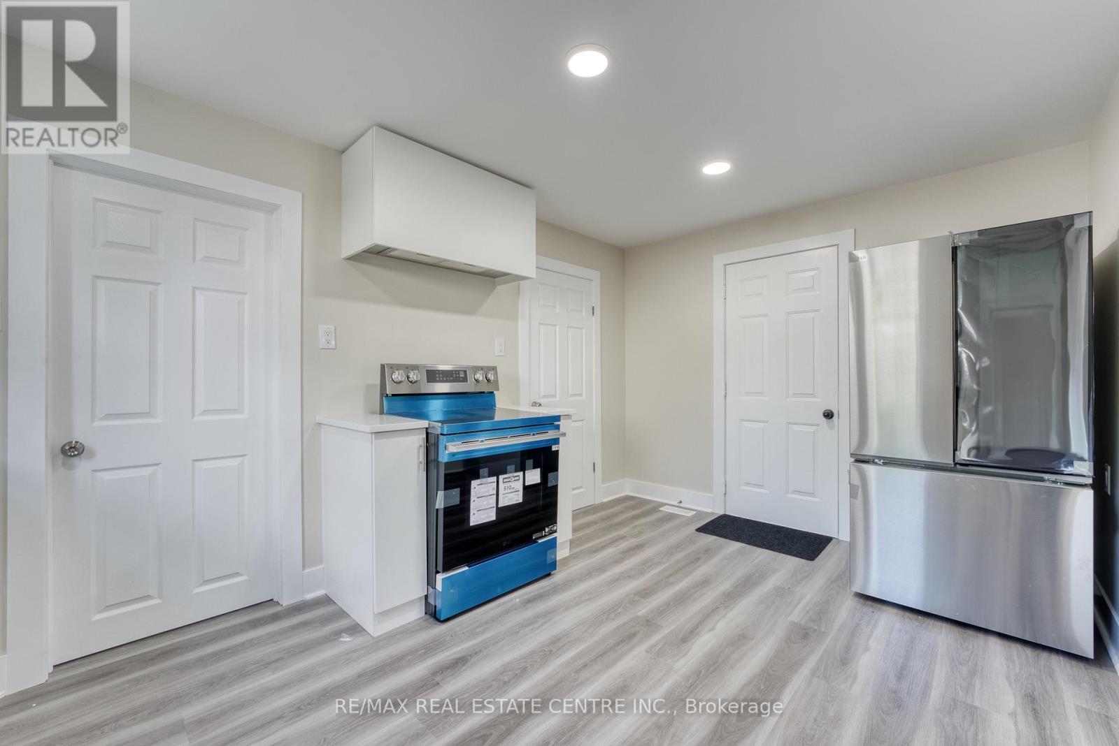 88 Lorne Avenue Property Photo 17