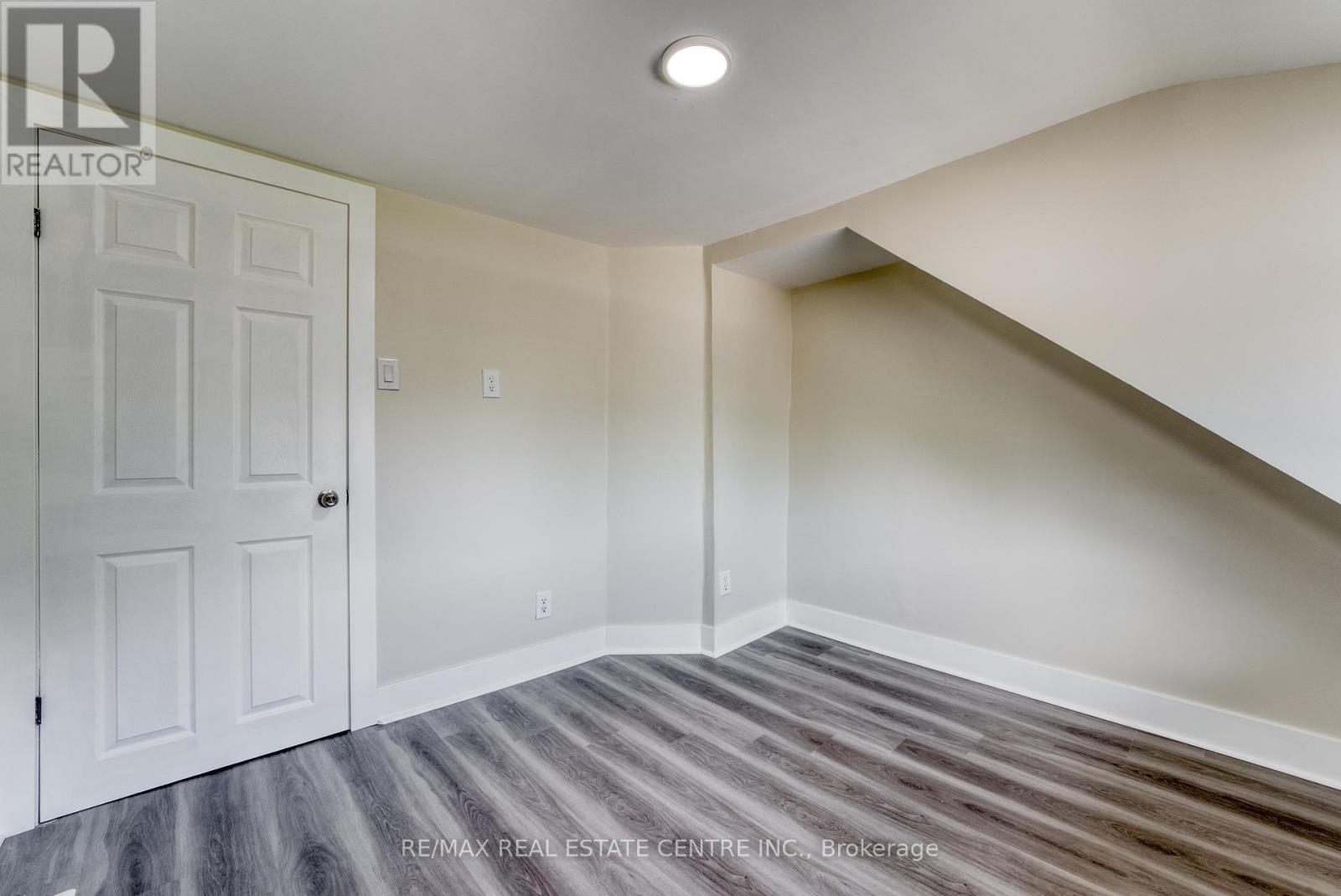 88 Lorne Avenue Property Photo 19