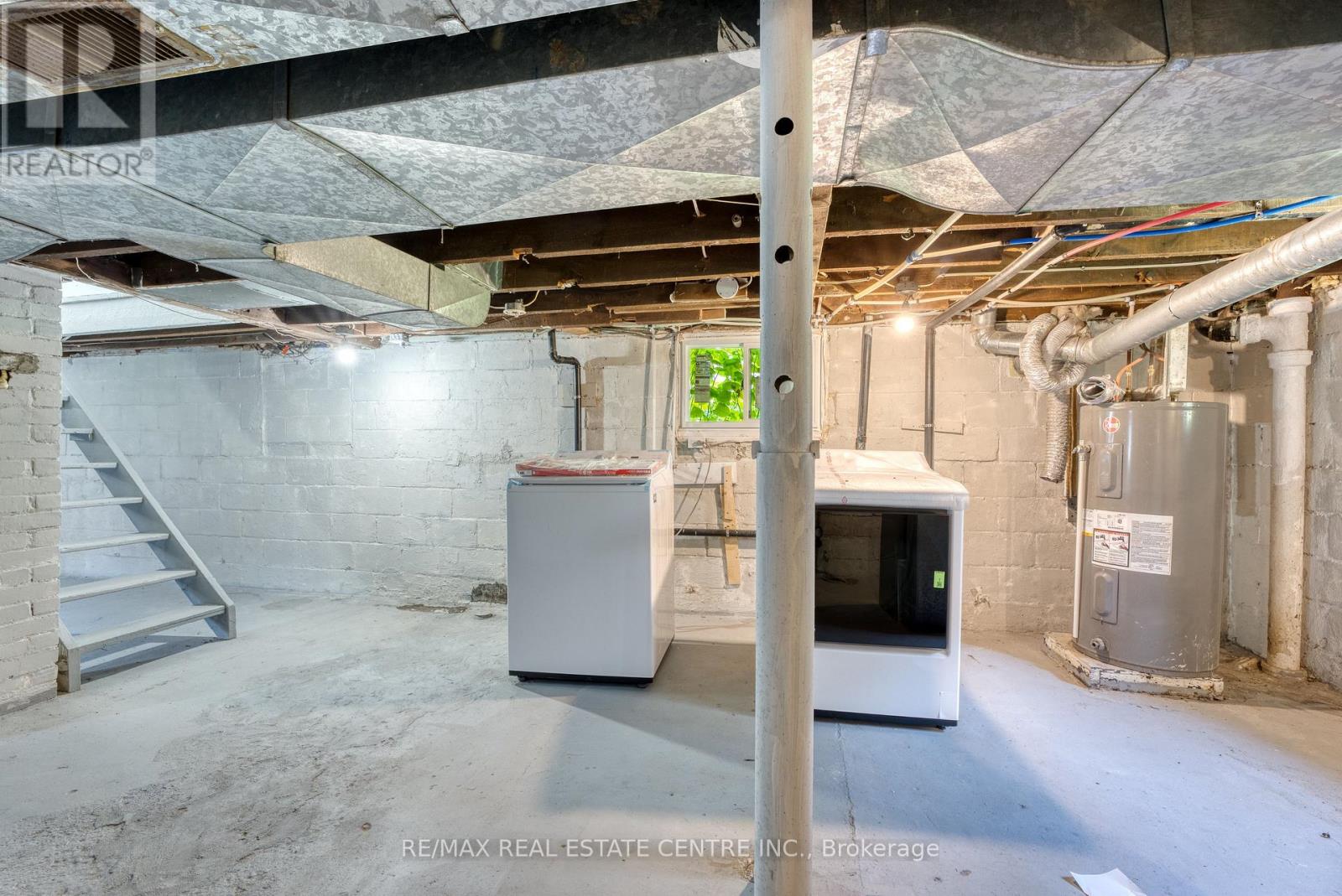 88 Lorne Avenue Property Photo 29