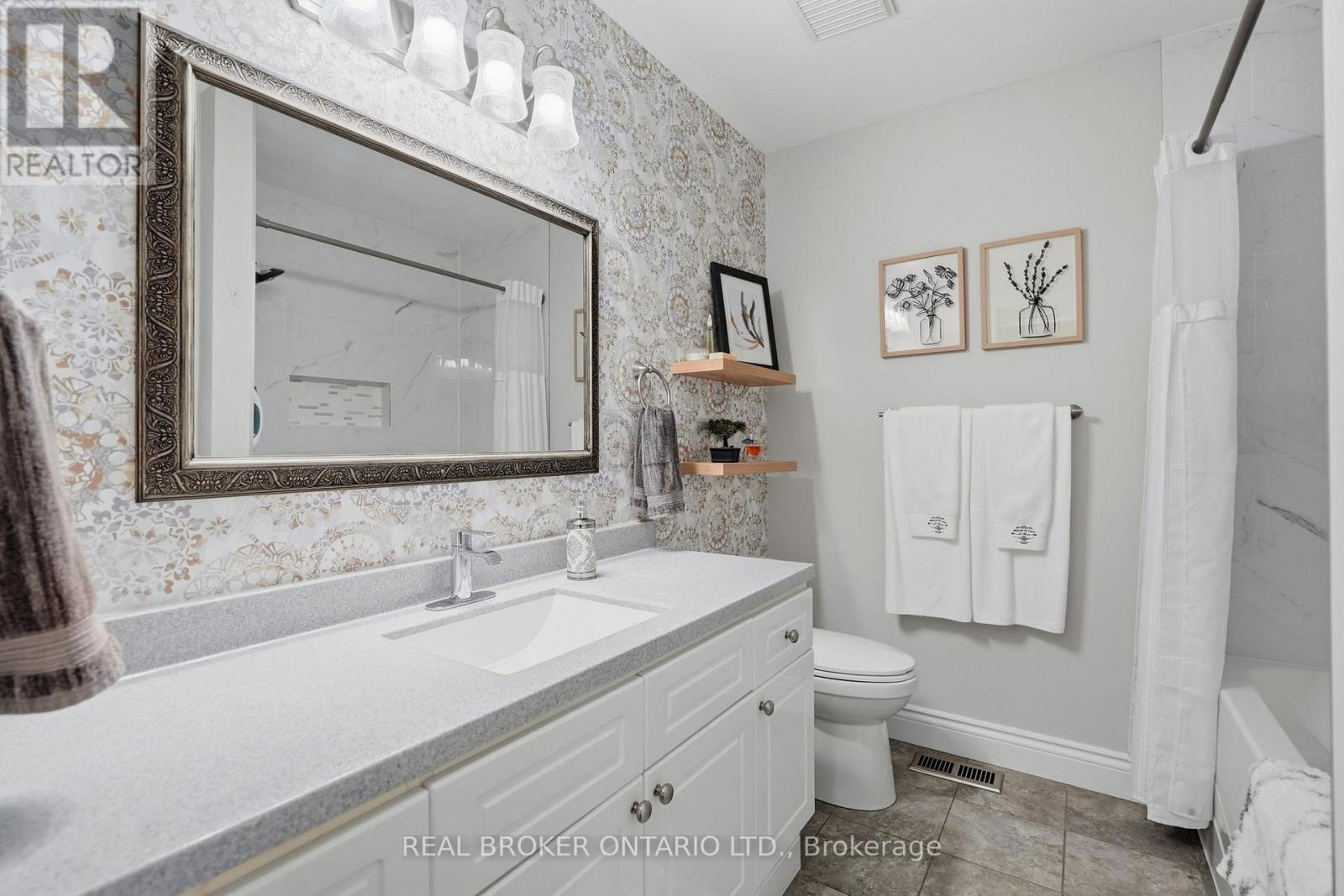 8 Moyle Drive Property Photo 17
