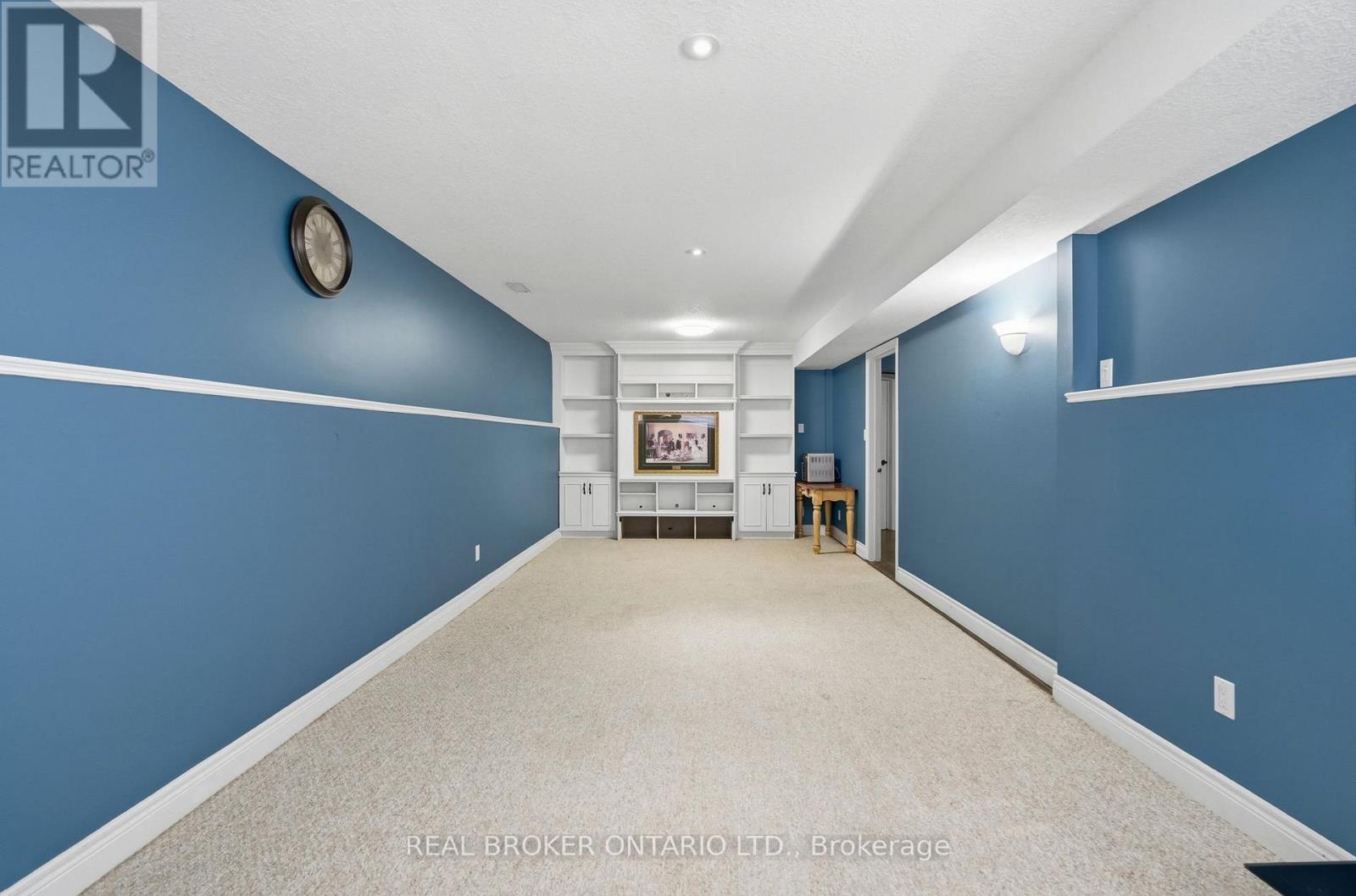 8 Moyle Drive Property Photo 28