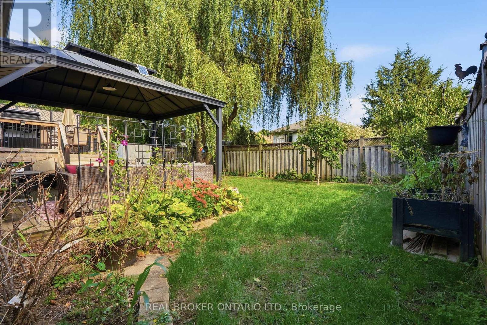 8 Moyle Drive Property Photo 36