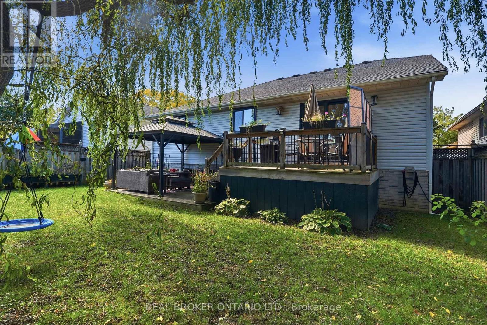 8 Moyle Drive Property Photo 37