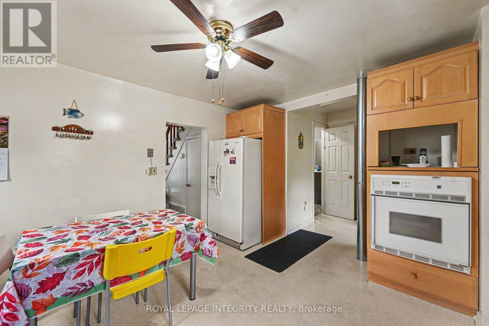 36 Kent Crescent Property Photo 9