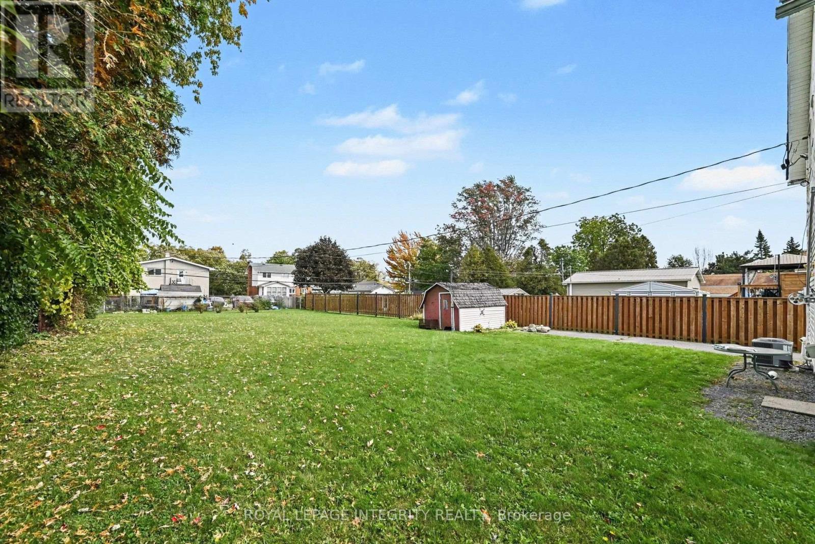 36 Kent Crescent Property Photo 19