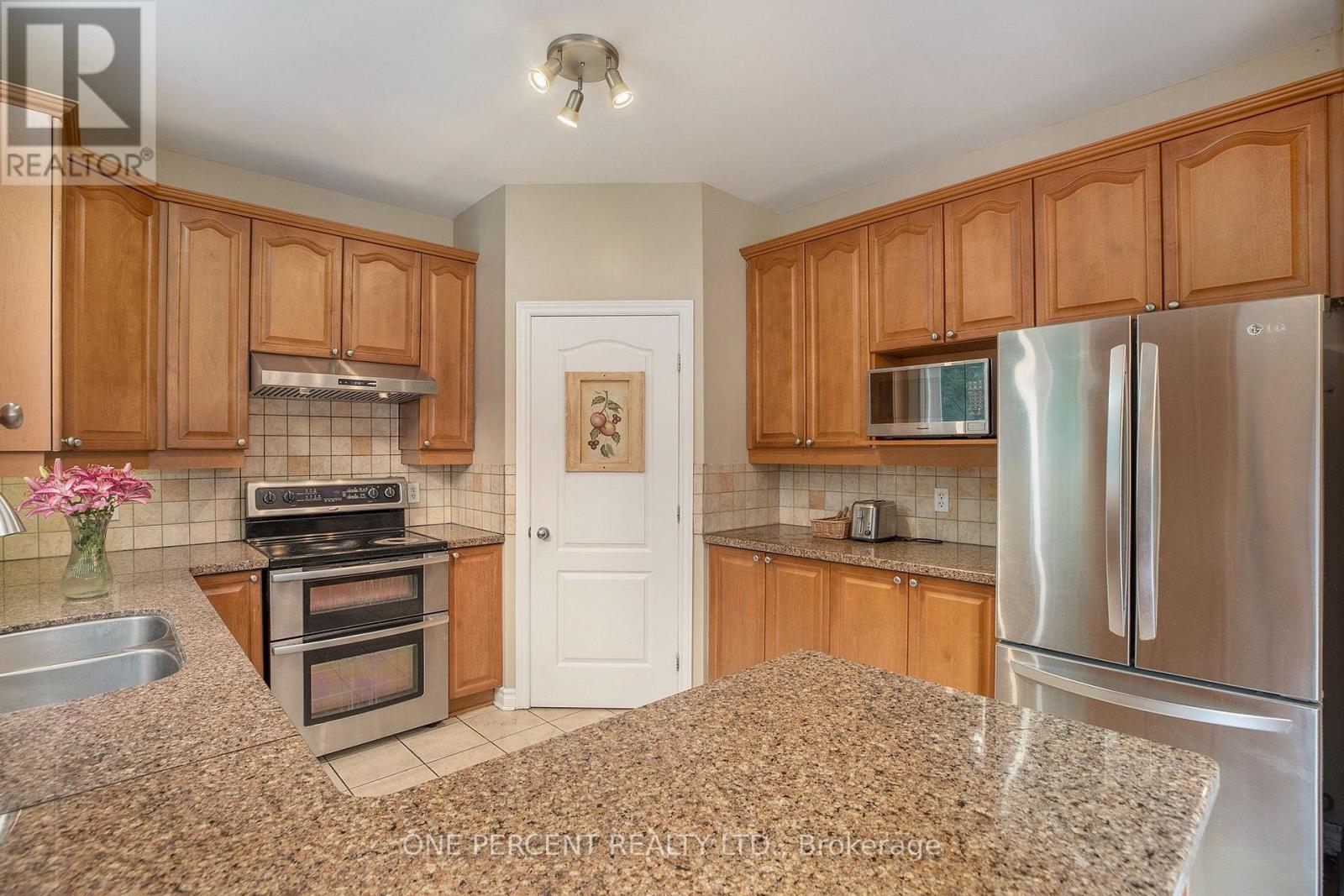5477 Cedar Drive Property Photo 12
