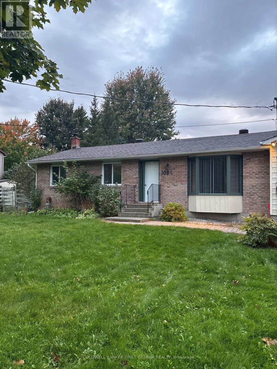 1084 Eadie Road Property Photo 1