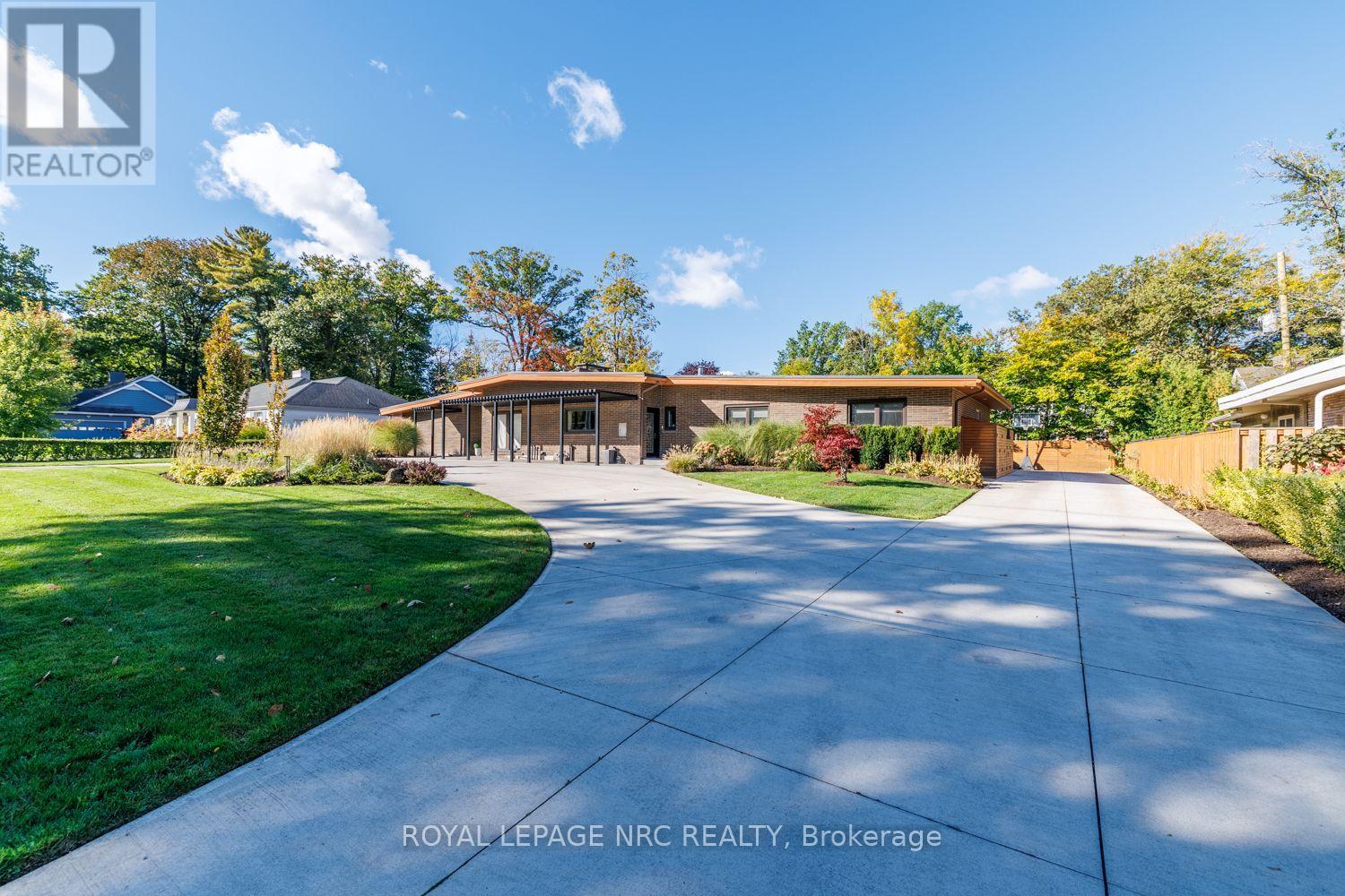 100 Marsdale Drive Property Photo 2