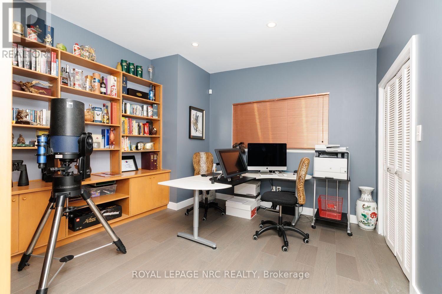 100 Marsdale Drive Property Photo 31
