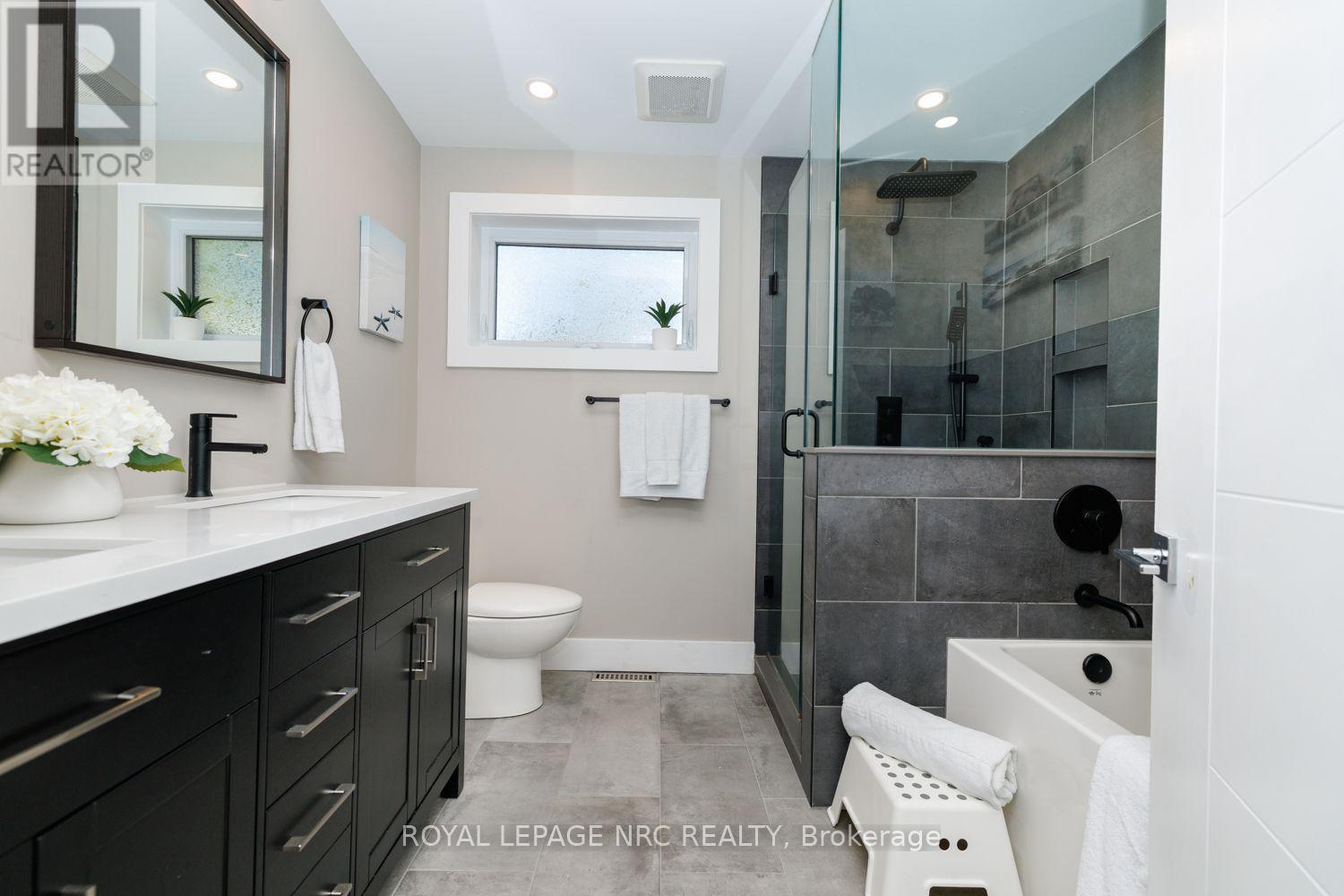 100 Marsdale Drive Property Photo 34