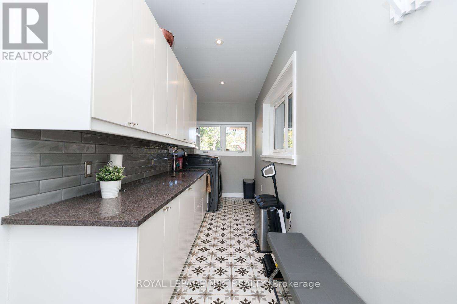 100 Marsdale Drive Property Photo 37
