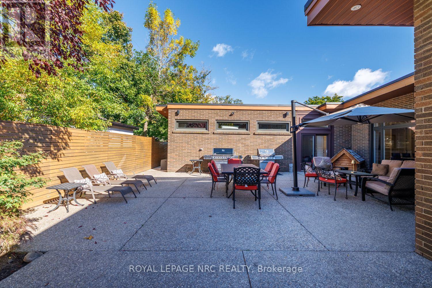 100 Marsdale Drive Property Photo 43