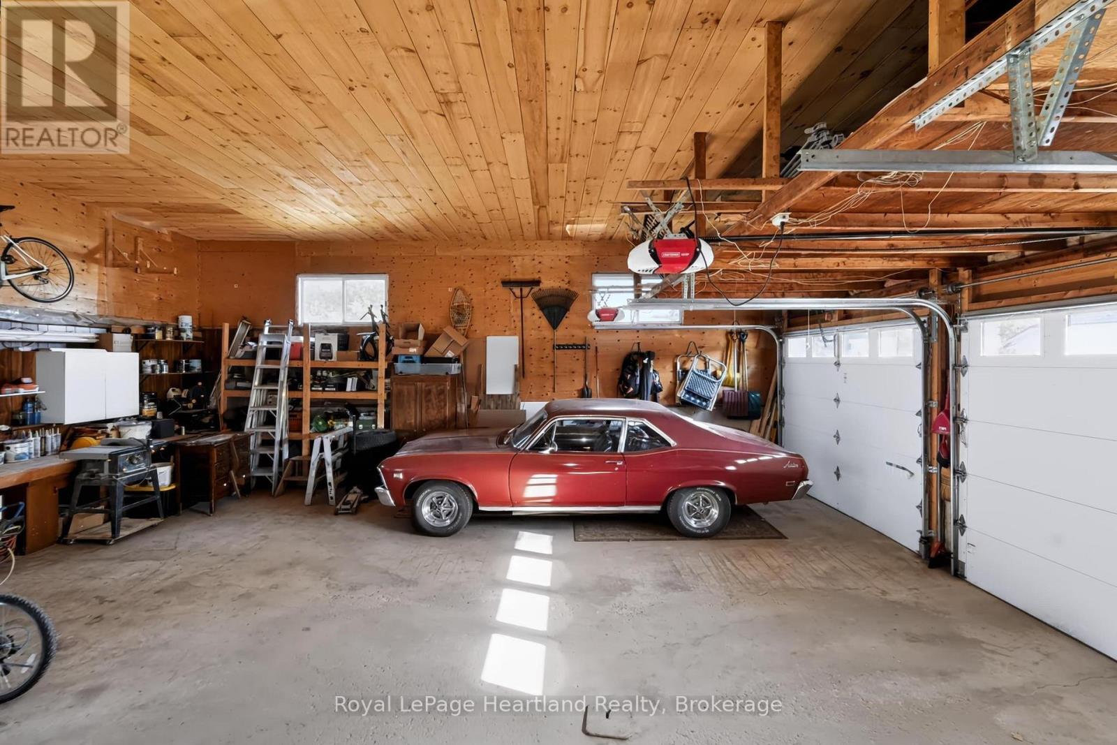 107 Mary Street Property Photo 31