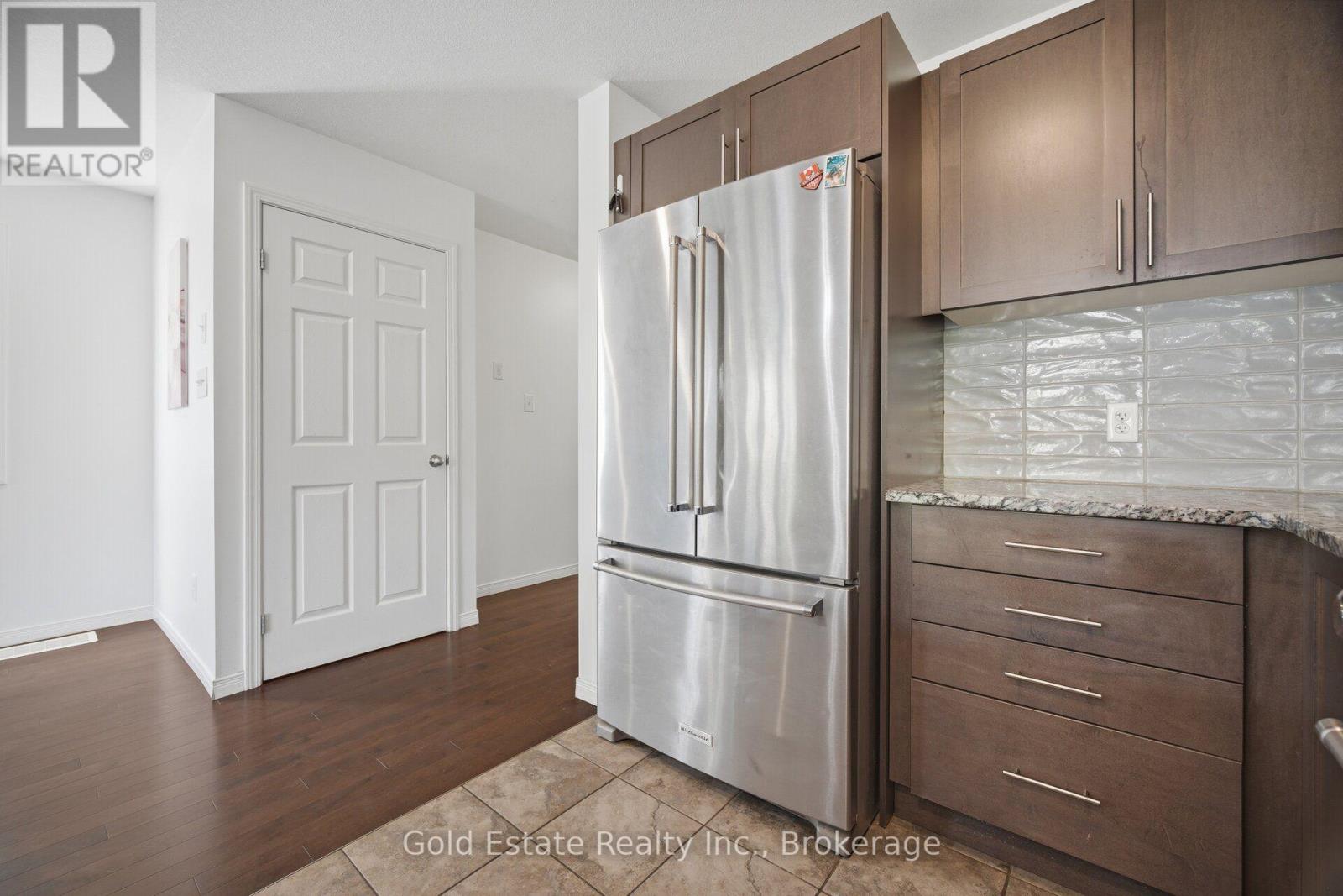 85 - 135 Hardcastle Drive Property Photo 13