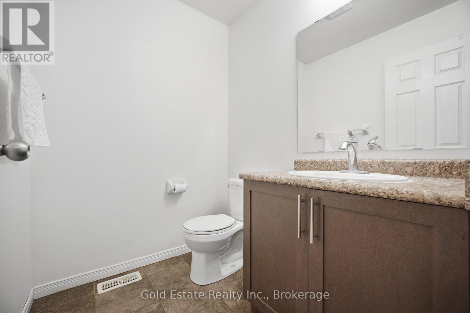 85 - 135 Hardcastle Drive Property Photo 23