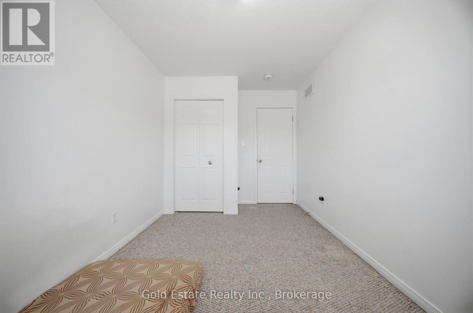 85 - 135 Hardcastle Drive Property Photo 33
