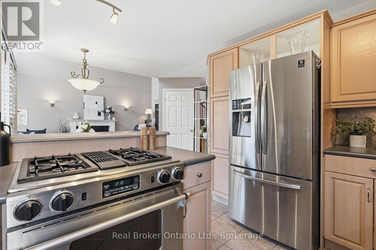 225 Summerfield Drive Property Photo 16