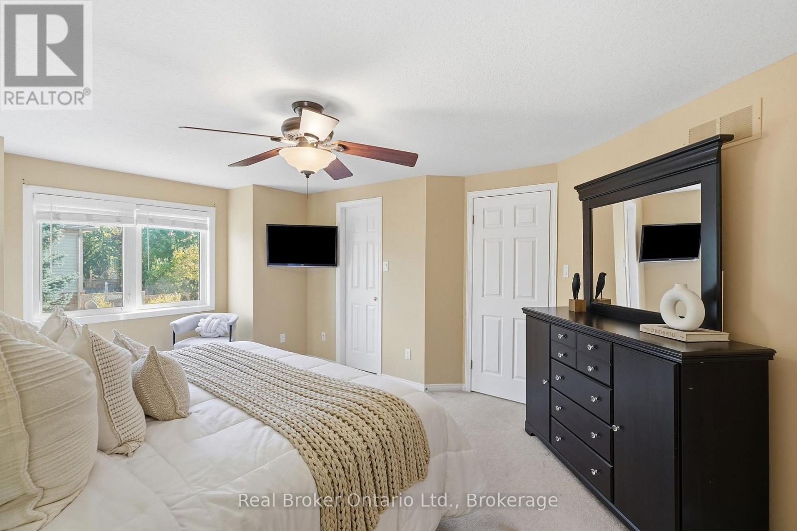 225 Summerfield Drive Property Photo 25