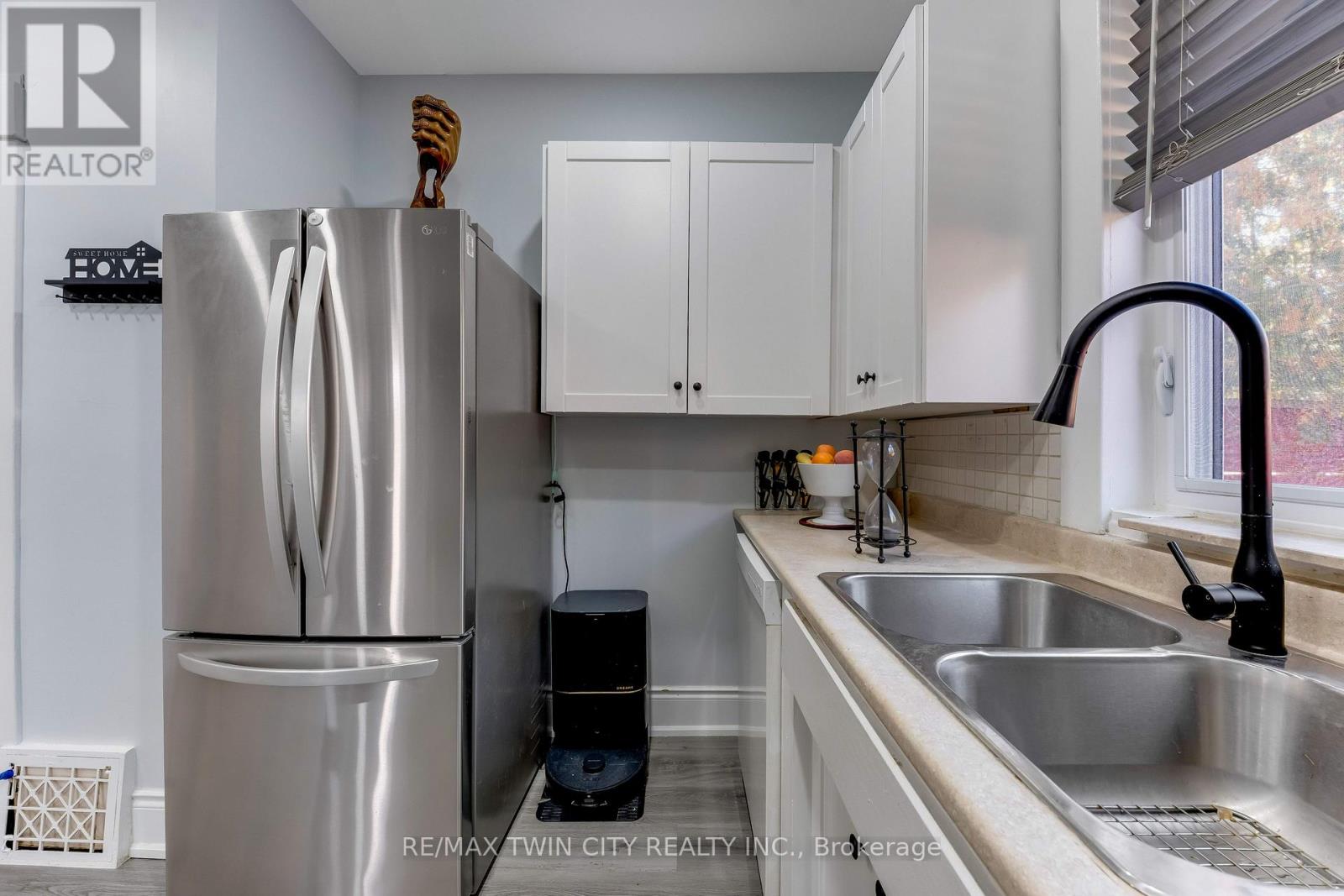 116 Victoria Avenue Property Photo 8