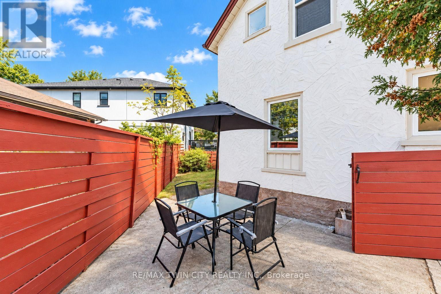 116 Victoria Avenue Property Photo 37