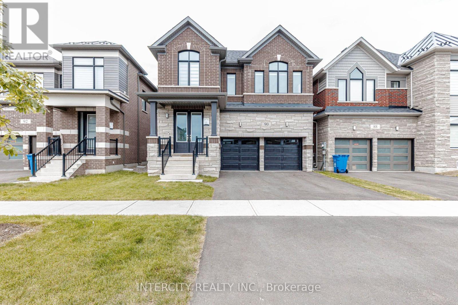 90 PLAYER DRIVE Property Photo 1