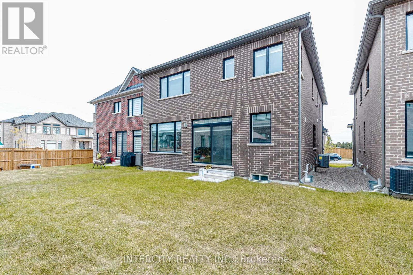 90 Player Drive Property Photo 20