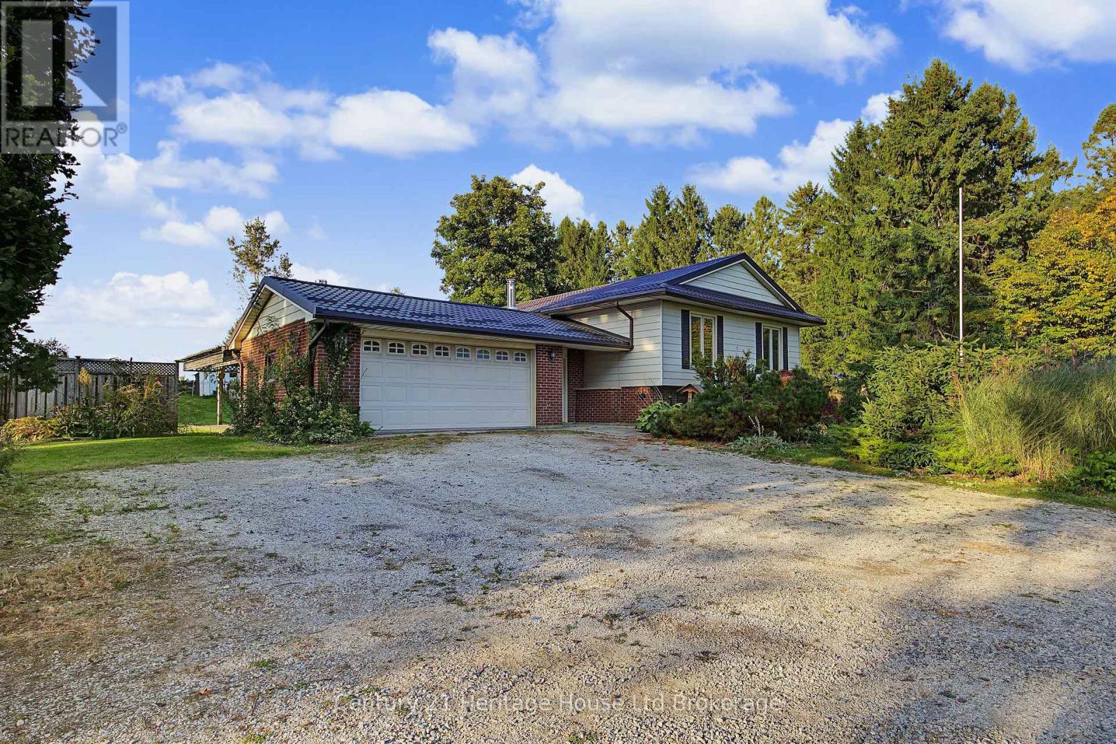 17846 Evelyn Drive Property Photo 3