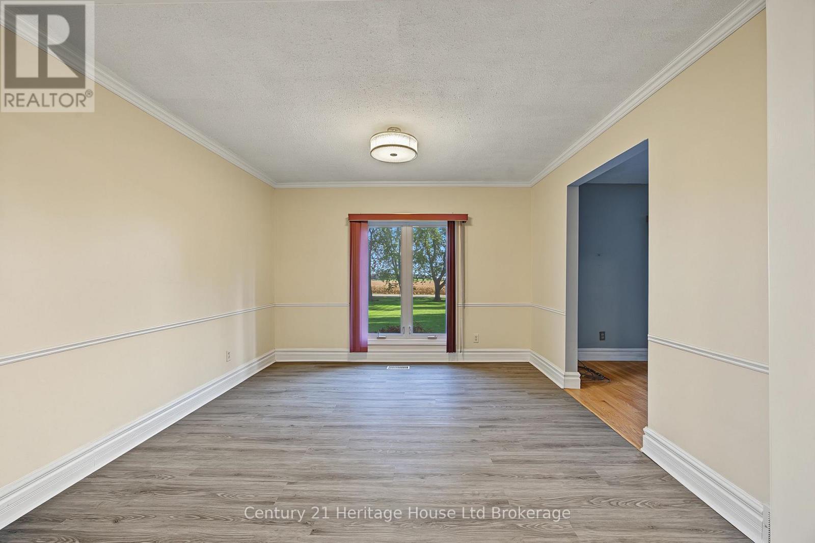17846 Evelyn Drive Property Photo 9