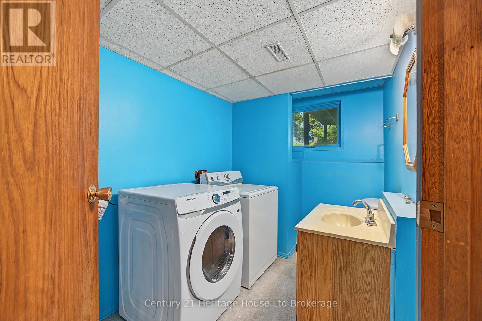 17846 Evelyn Drive Property Photo 22