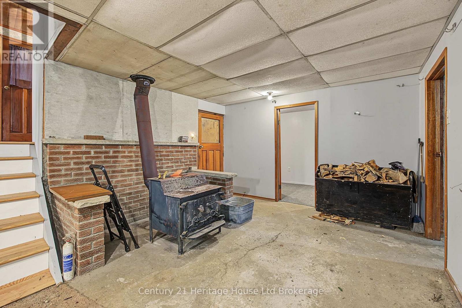 17846 Evelyn Drive Property Photo 23