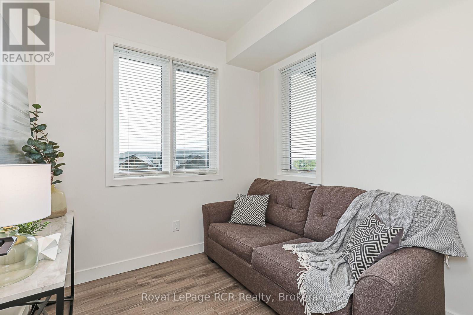 401 - 20 Beckwith Lane Property Photo 7