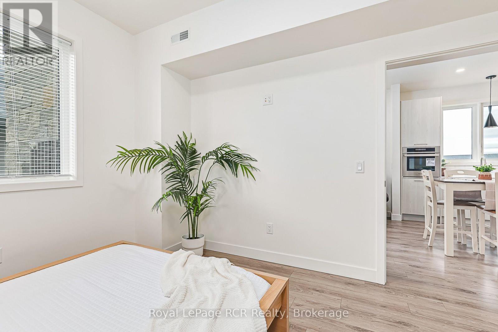 401 - 20 Beckwith Lane Property Photo 19