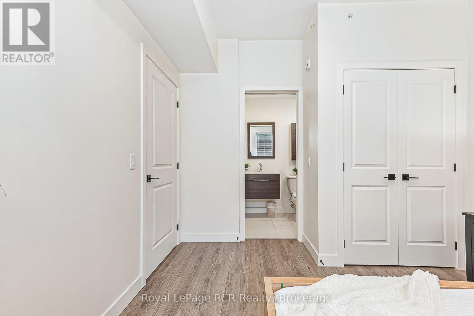 401 - 20 Beckwith Lane Property Photo 20